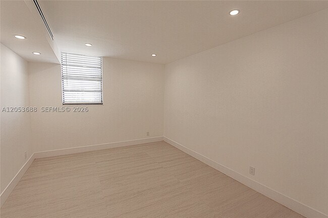Building Photo - 801 NW 47th Ave
