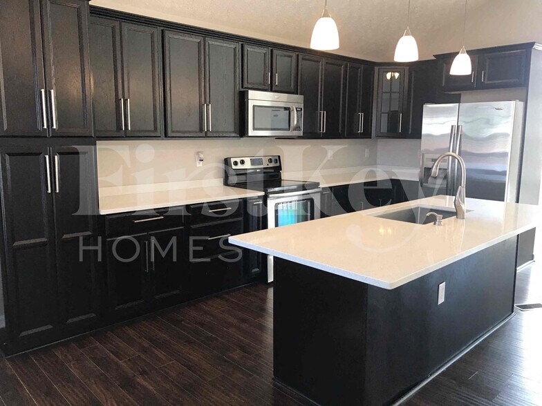 Building Photo - 261 Bookout Loop