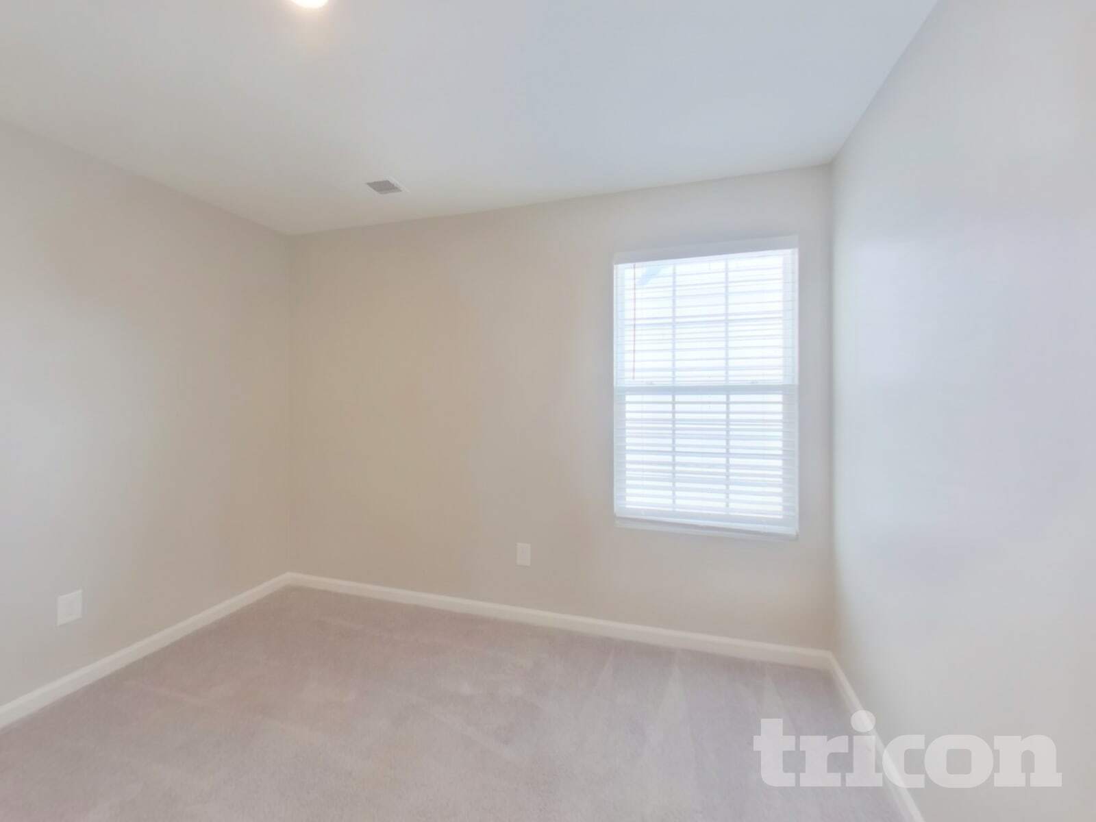 Building Photo - 1715 Southwold Ln