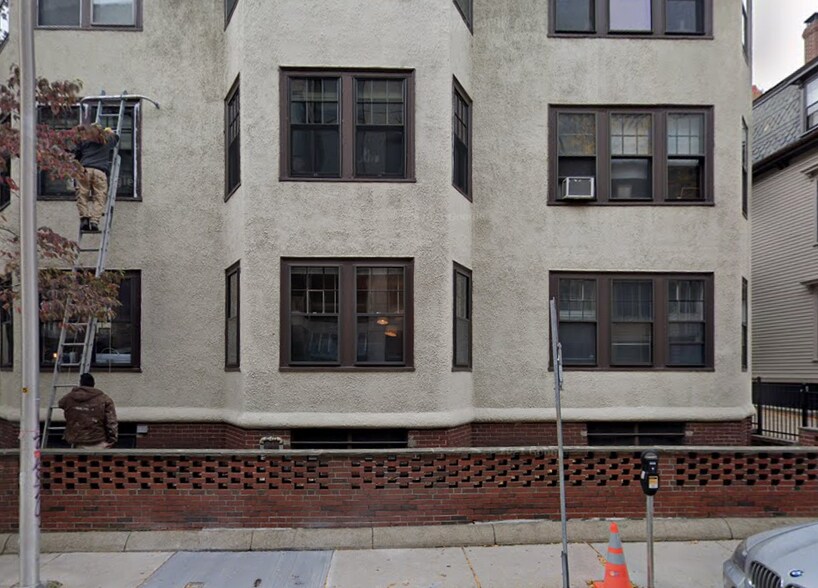 Primary Photo - 11 Story St