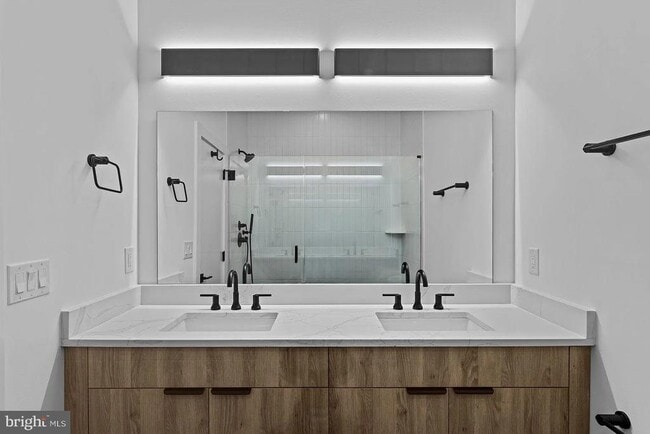 Building Photo - 4225 Powelton Ave