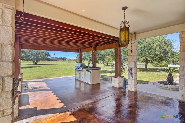 Building Photo - 130 Post Oak Cir