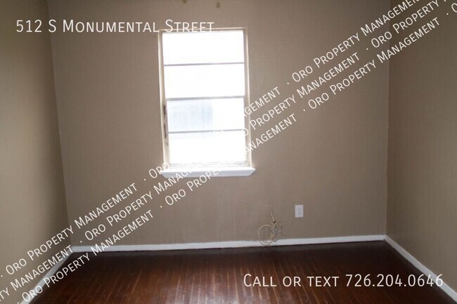 Building Photo - 512 S Monumental St