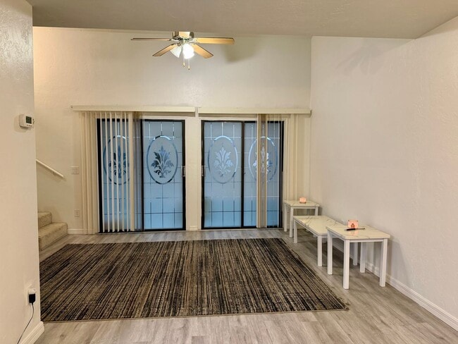 Building Photo - 7200 SW 8th Ave