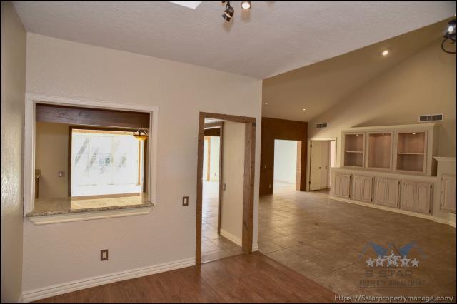 Building Photo - 4 bedroom in El Paso TX 79922
