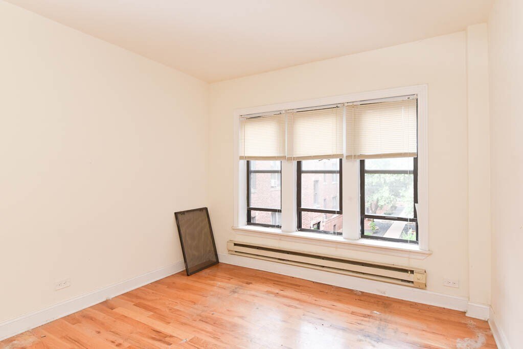 Building Photo - 3832 N Fremont St