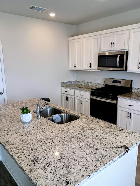 Building Photo - 10615 Ridan Wy