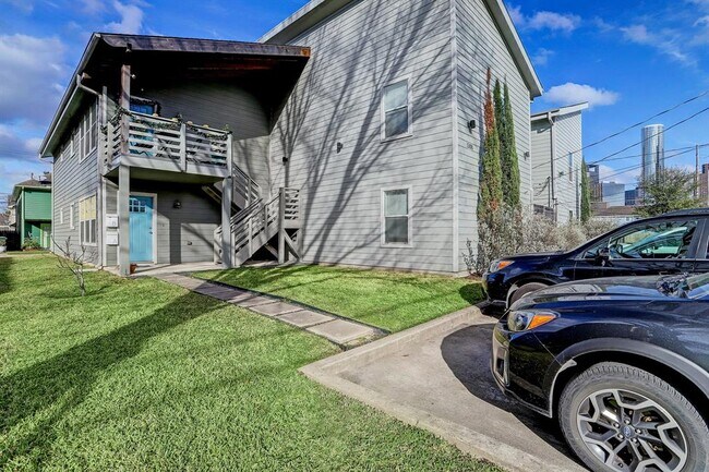 Building Photo - 1308 Ruthven St