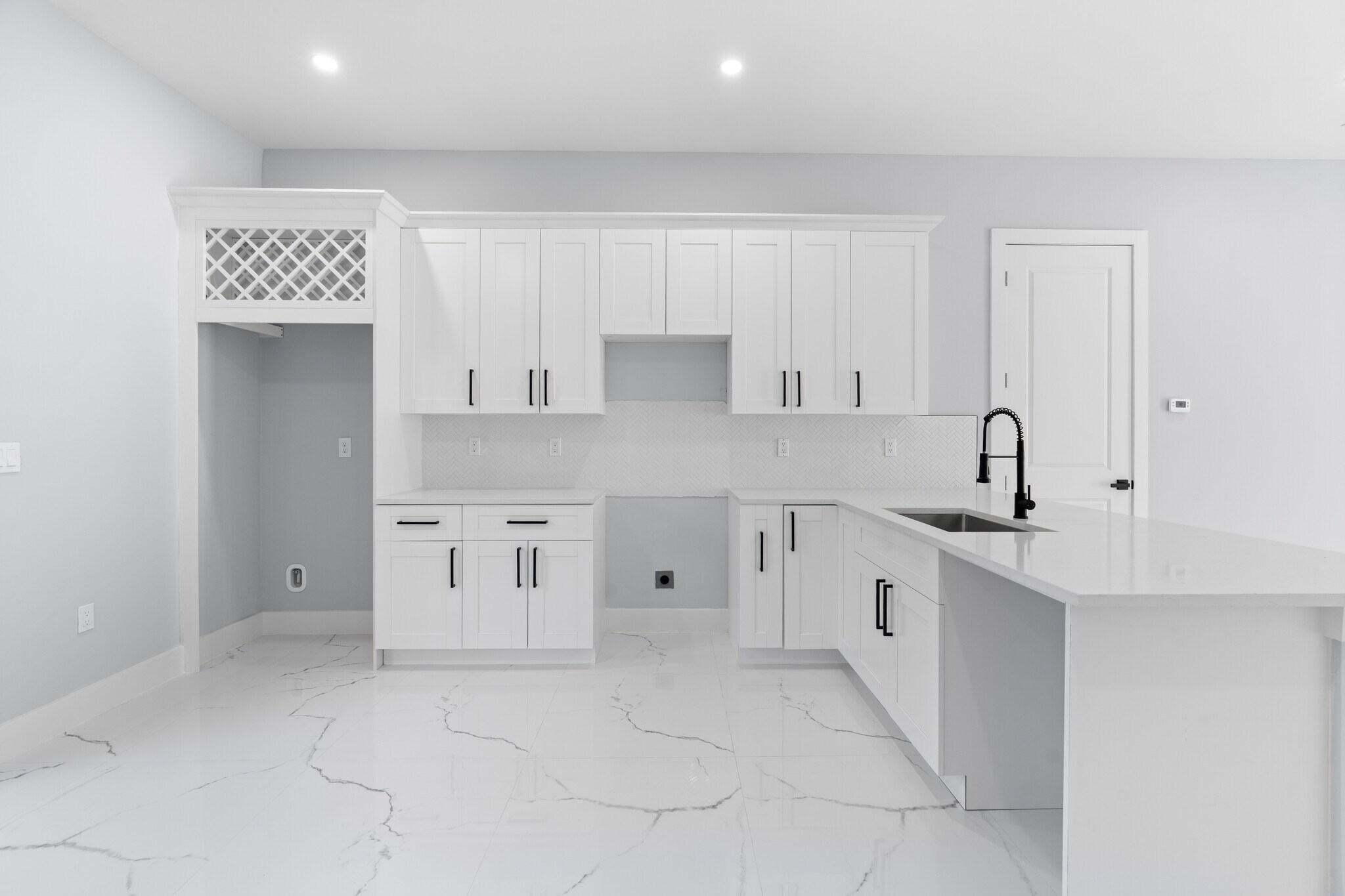 Building Photo - 3501 10th St SW