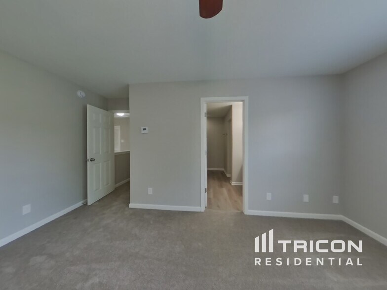 Building Photo - 12724 Frank Wiley Ln