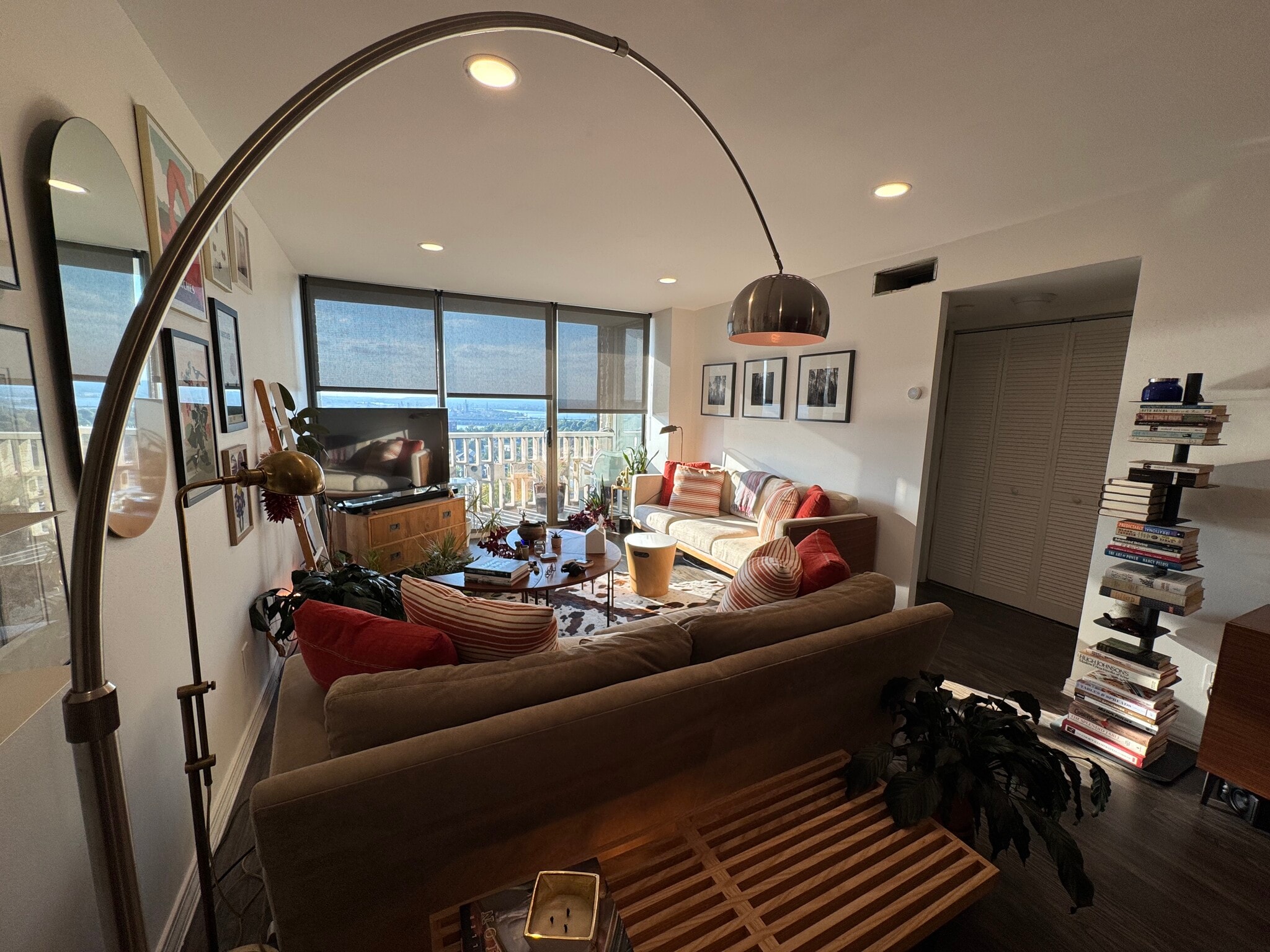 Example of the space when it's been furnished. - 1502 S Boulder Ave