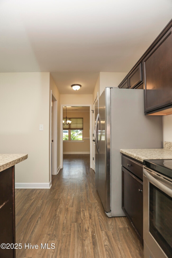 Building Photo - 304 Windward Landing