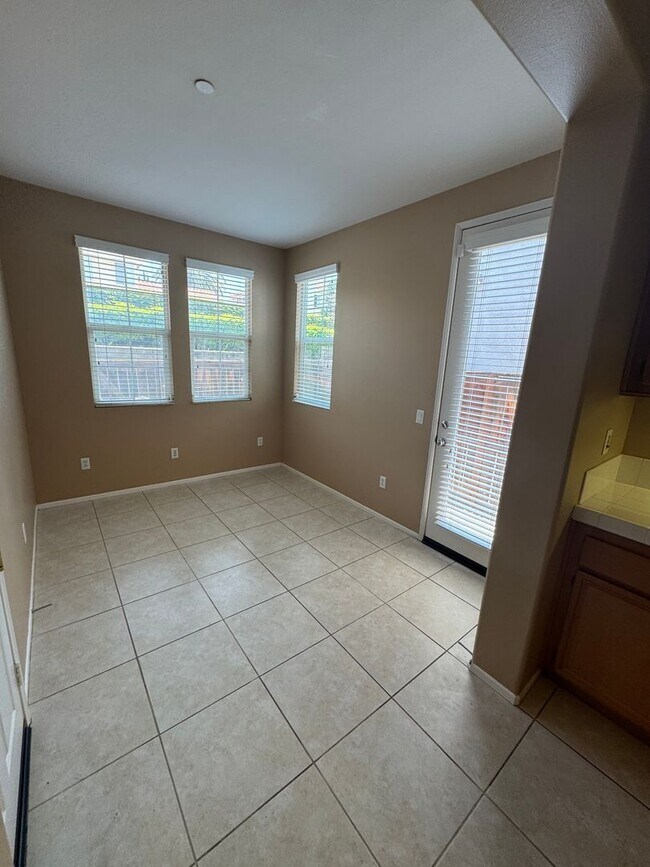 Building Photo - Ready to move-in! Spacious 4-Bedroom + Loft Home Near Loma Linda University