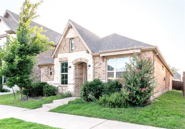 Building Photo - 2040 Barx Dr