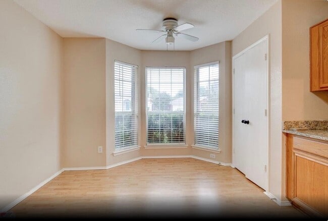 Building Photo - 10221 Tustin Terrace