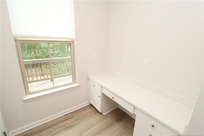 Building Photo - 1242 Channing Park Cir