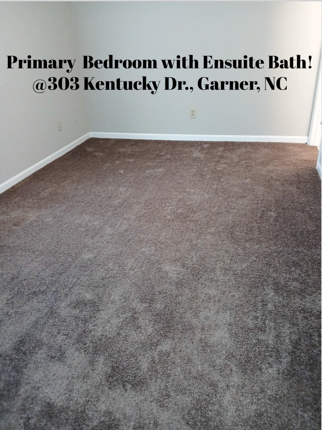 Building Photo - Walk in Shower! Single Level, 2 BR, 2 FULL Bath Townhome $1350/mo. Garner, NC !