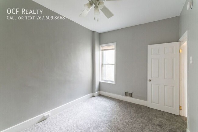 Building Photo - 3943 Terrace St