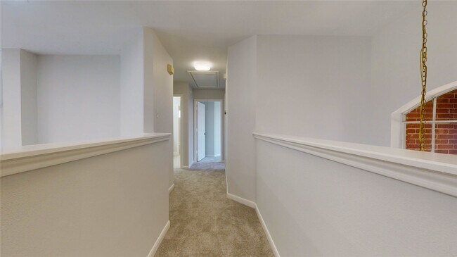 Building Photo - 15319 Cobblestone Point Ct