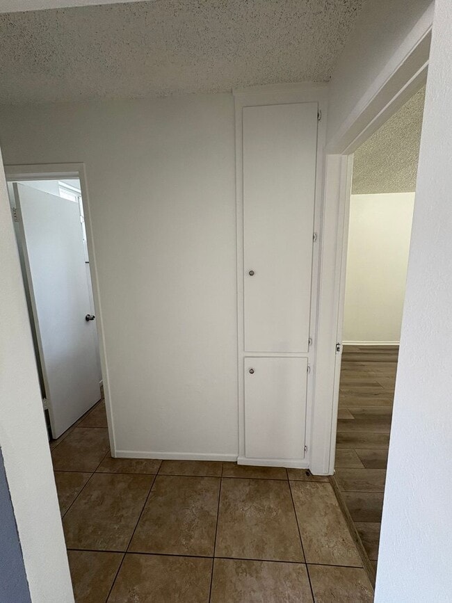 Building Photo - Charming Remodeled 3-Bedroom, 2-Bath in Po...