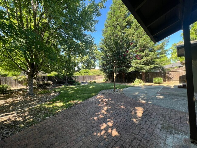 Building Photo - Immaculate 3/2 Near Big Chico Creek-Must See!