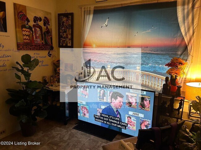 Building Photo - 1212 Queen Ave