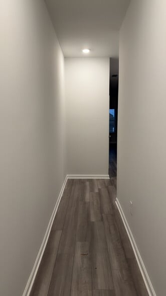 Building Photo - 100 Brexley Dr