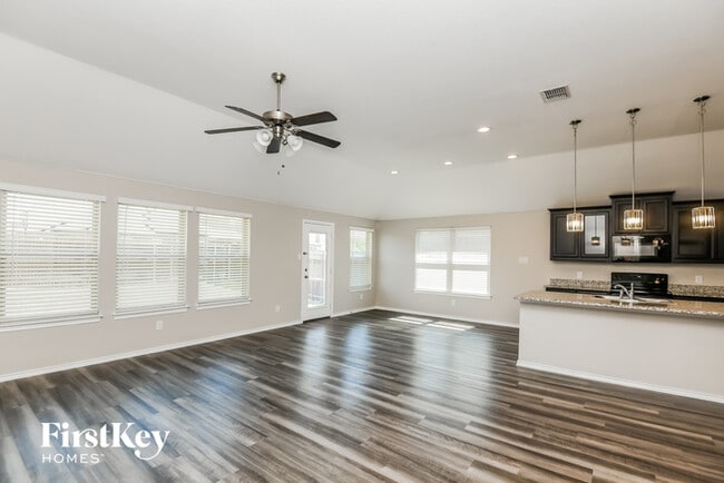 Building Photo - 3116 Montego Bay Ln