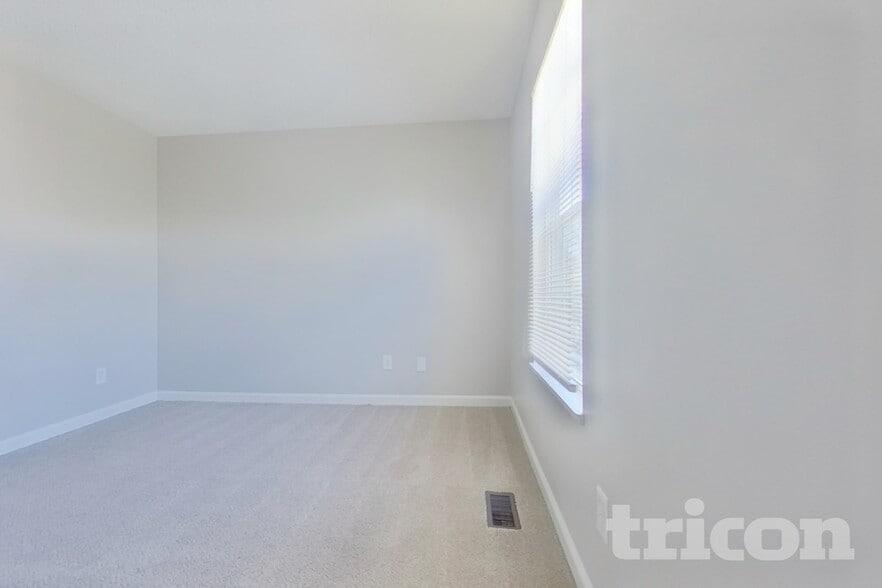 Building Photo - 521 Halleck Ln