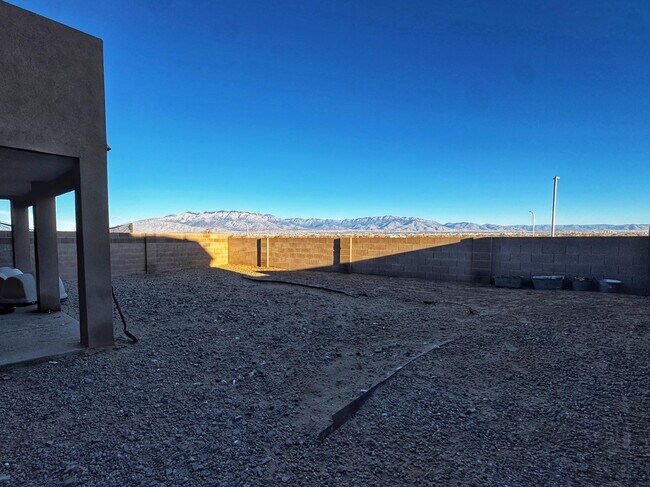 Building Photo - 8300 Bluffs Edge Pl NW