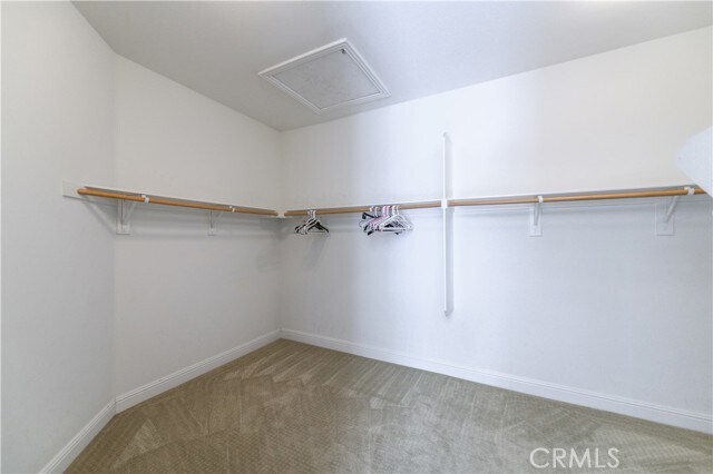 Building Photo - 21 Bent Oak