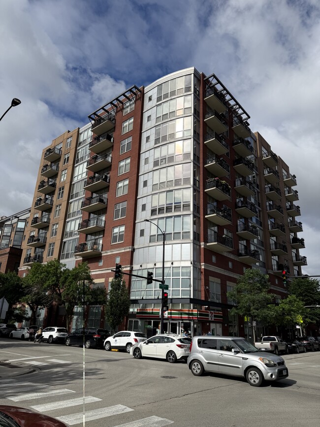 Building Photo - 1201 W Adams St