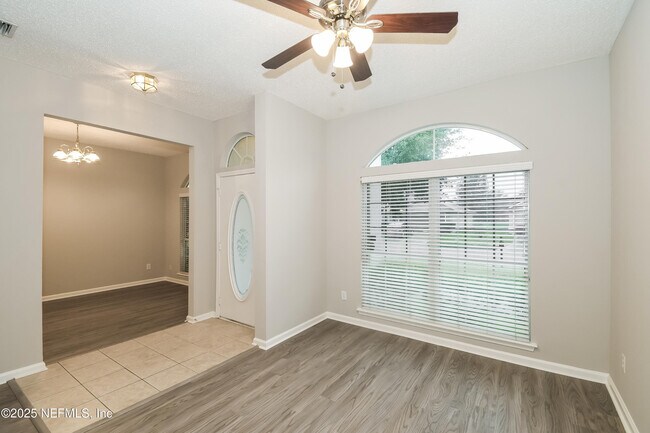 Building Photo - 14297 Fish Eagle Dr E
