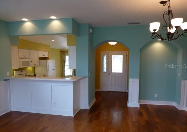 Building Photo - 27906 Everglades Way