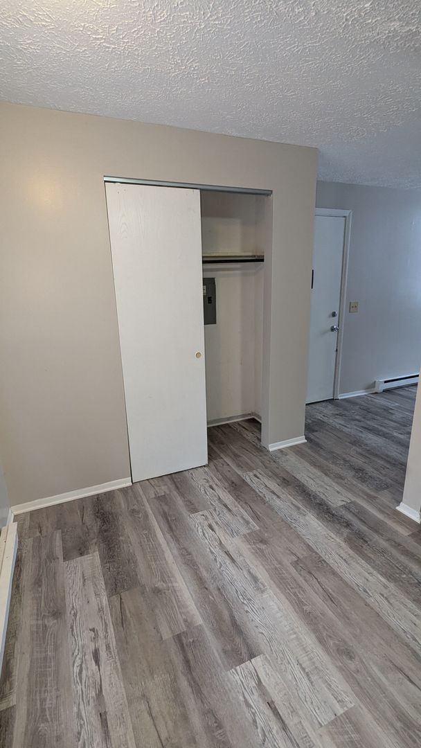 Building Photo - MN Cedar Village (819)