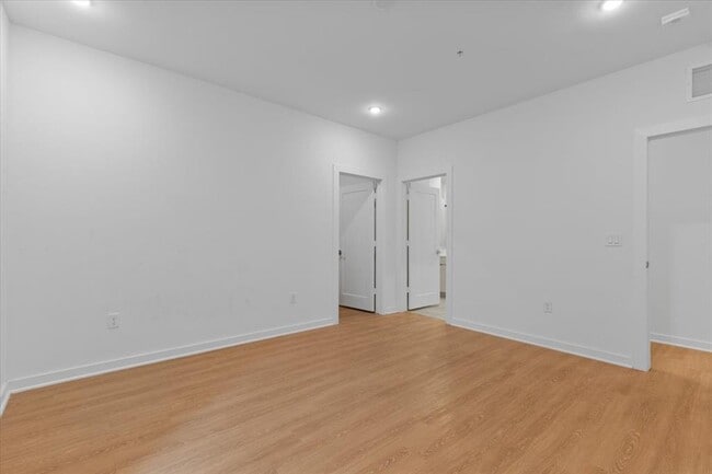 Building Photo - 4802 S Congress Ave