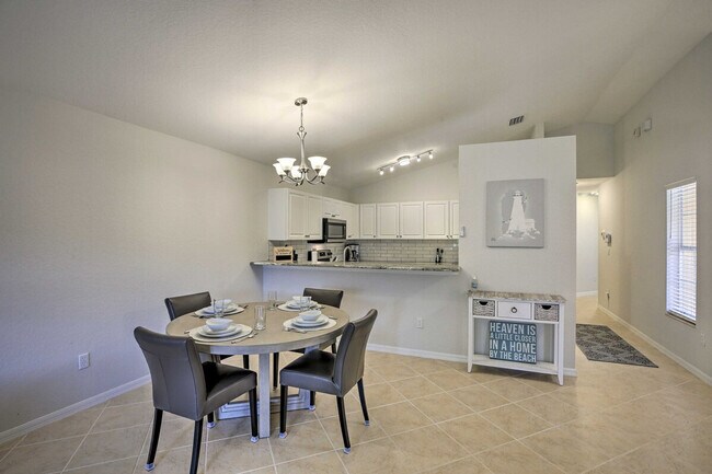 Building Photo - 10280 Crepe Jasmine Ln