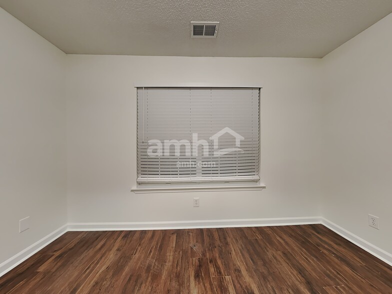 Building Photo - 162 Belle Grove Dr