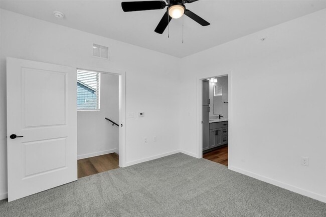 Building Photo - 1792 Collie Ct