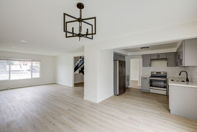 Building Photo - 1211 Beryl St