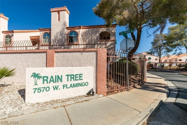Building Photo - 7570 W Flamingo Rd