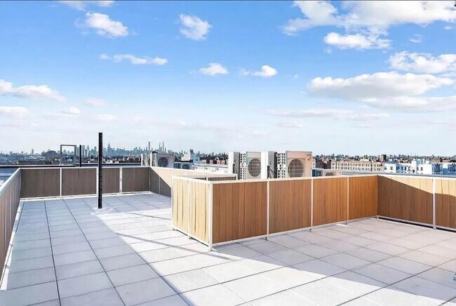 Building Photo - 0 bedroom in JACKSON HEIGHTS NY 11372