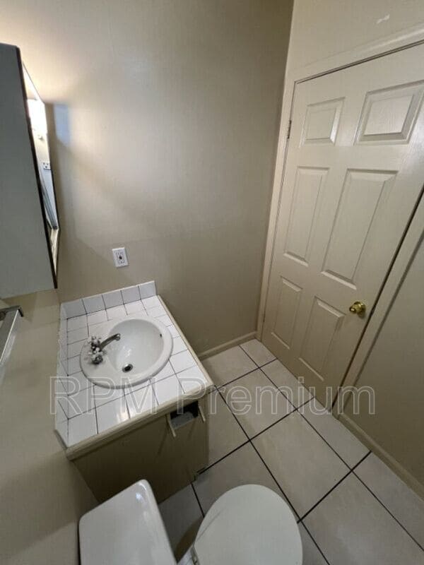 Building Photo - 5170 Weston