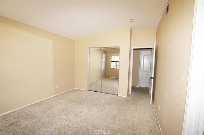 Building Photo - 2760 Hidden Hills Way W