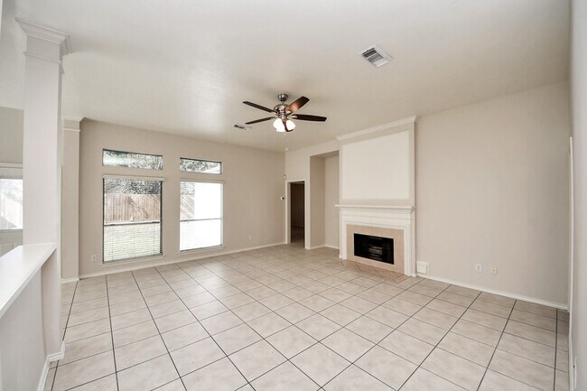 Building Photo - 7207 Glenbank Way