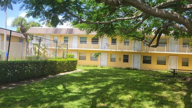 Building Photo - 5168 NE 6th Ave