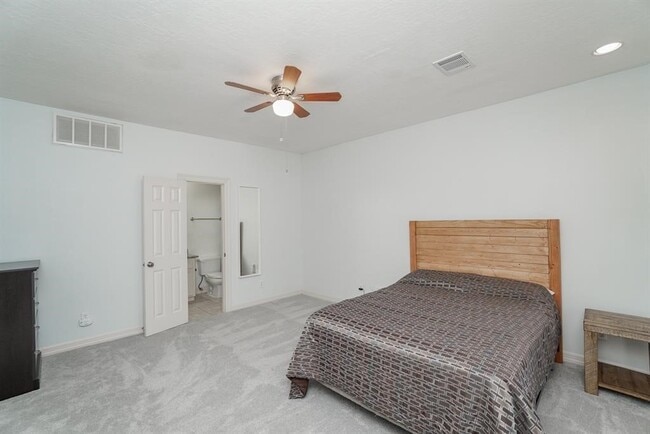 Building Photo - 4406 Feagan St