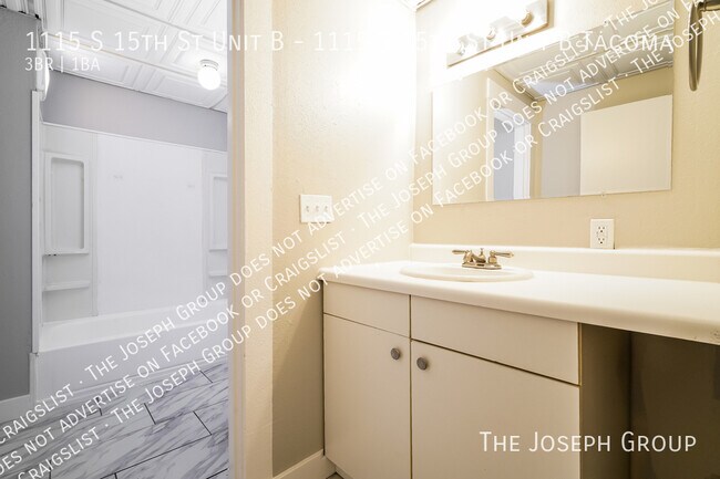 Building Photo - 1115 S 15th St