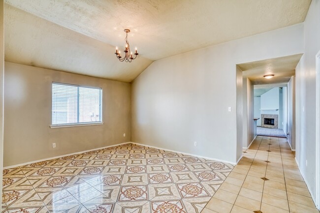 Building Photo - 2410 Hawthorne Brook Ln