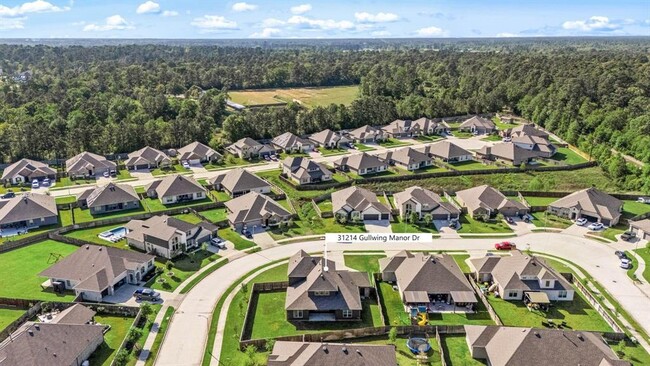 Building Photo - 31214 Gullwing Manor Dr